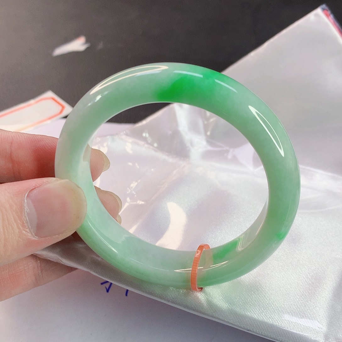 翡翠手镯未镶嵌131缅甸天然翡翠A货