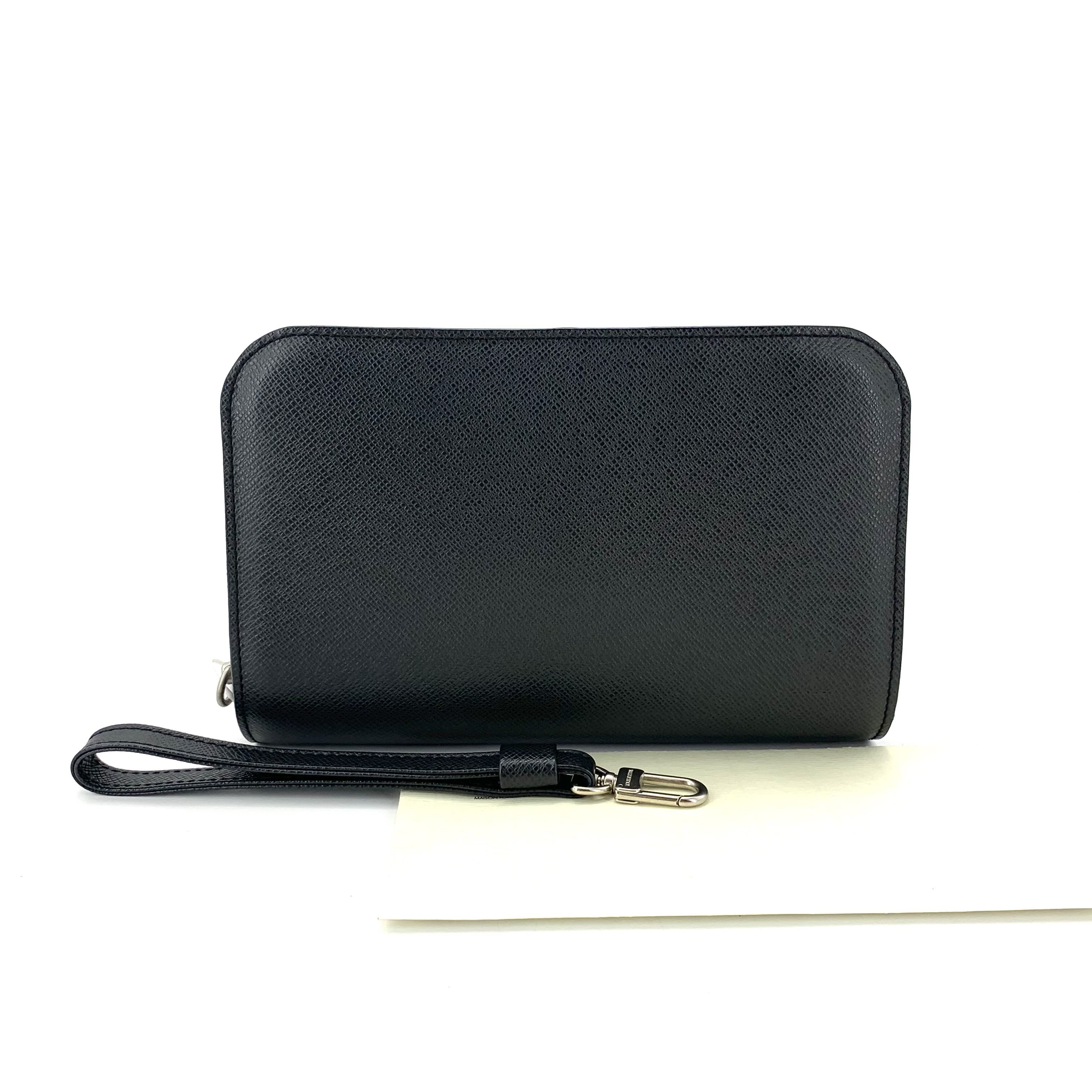 99新 LouisVuitton/路易威登 经典男士 黑色全皮手拿包 尺寸24/16