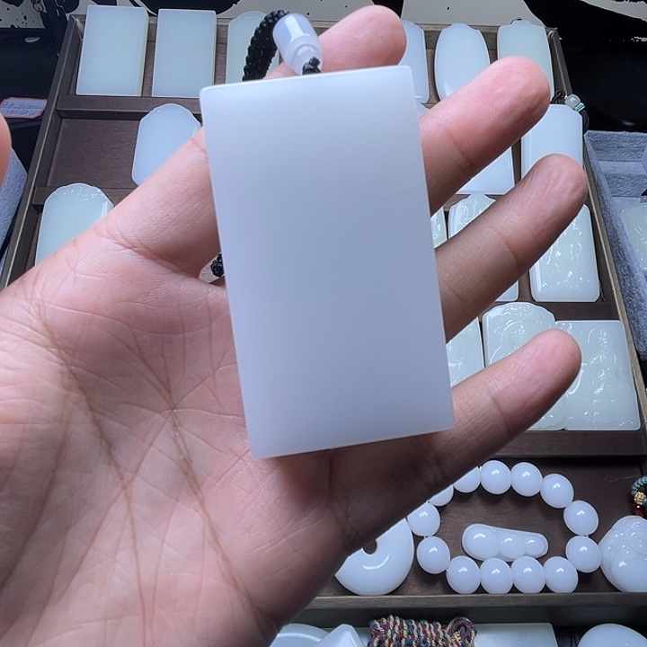 皮***骆六刀无事牌挂件福利