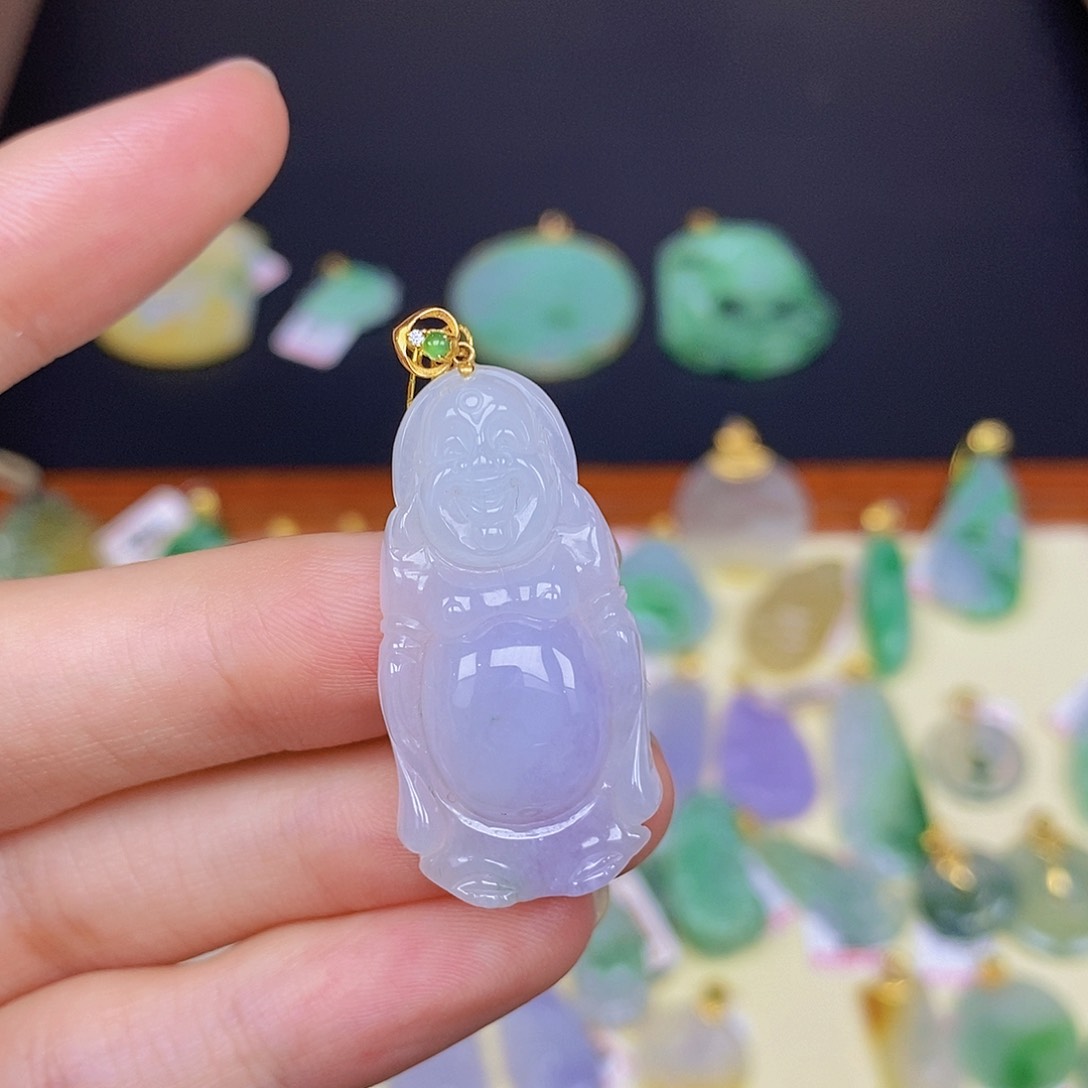 翡翠颈饰18K金镶嵌翡翠