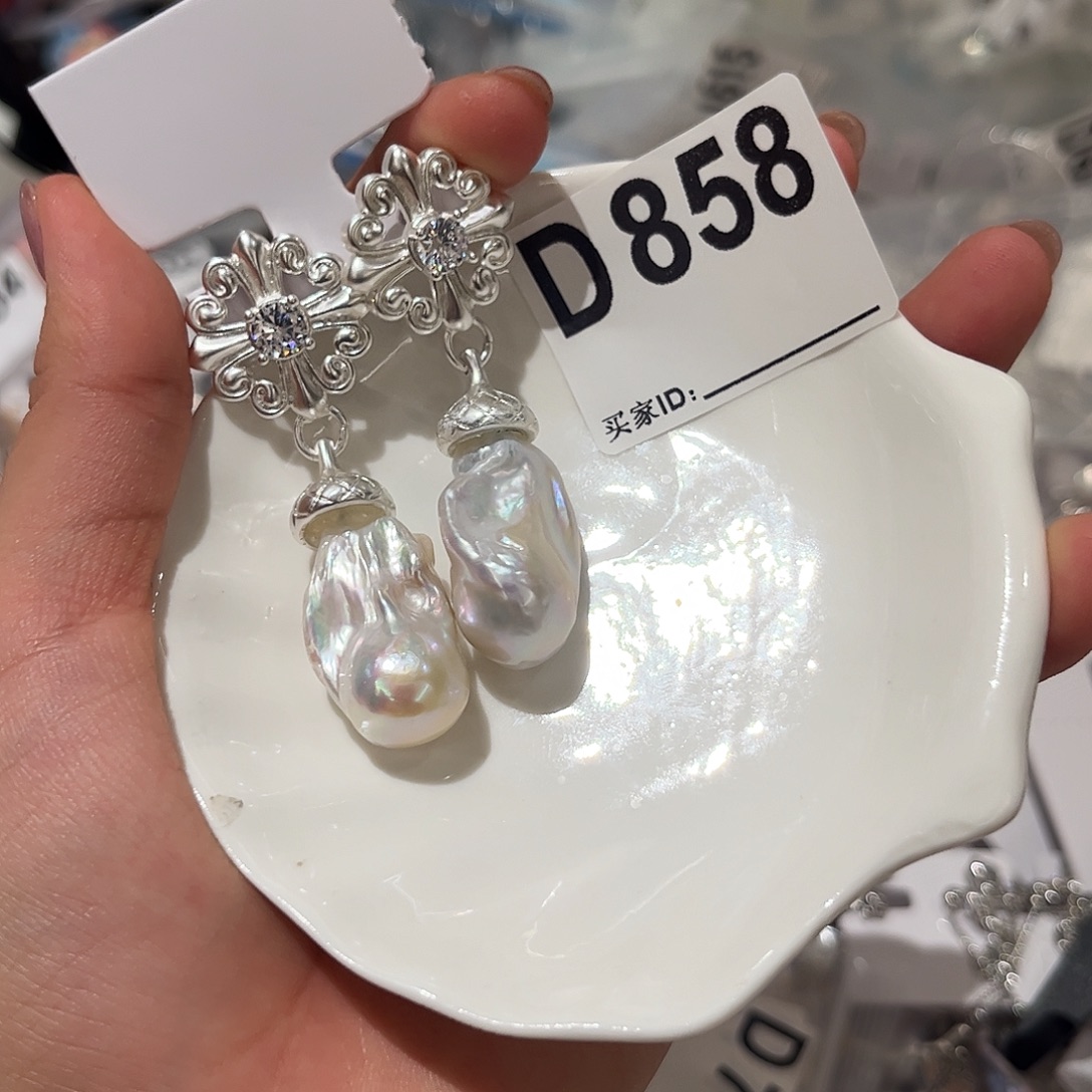 合金淡水珍珠耳饰