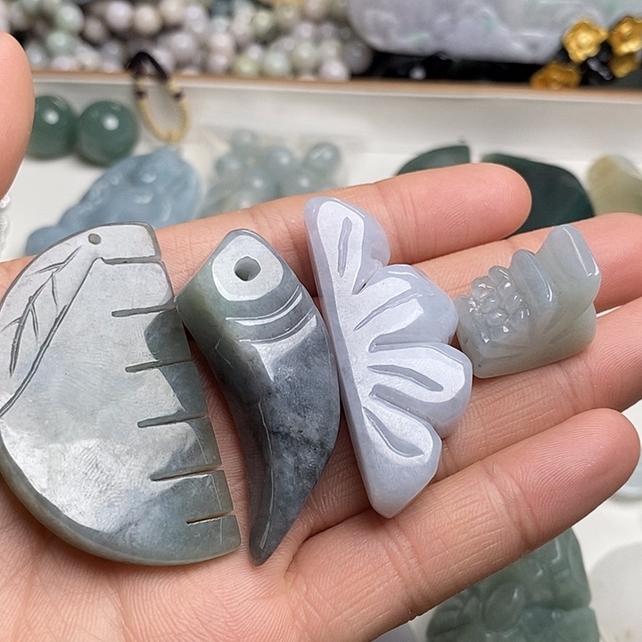 翡翠未镶嵌颈饰天然翡翠18