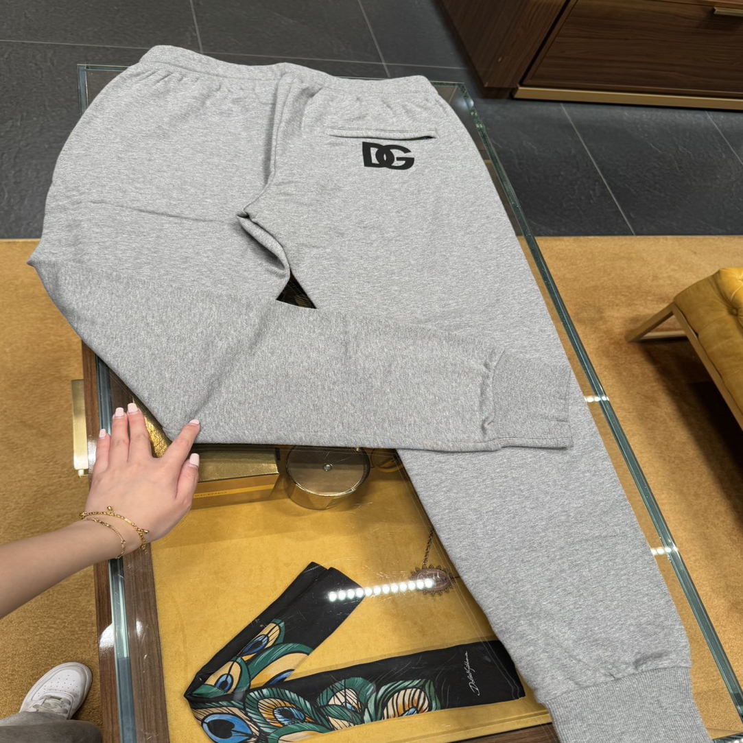 全新未使用D....G男士简单字母运动卫裤休闲裤二周回国裤子运动裤