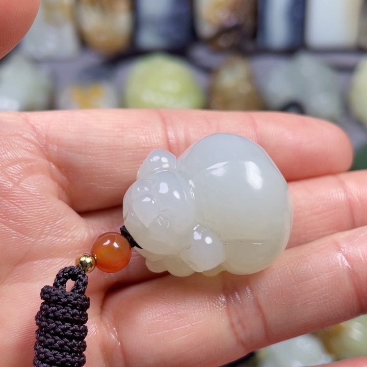 和田玉未镶嵌挂件