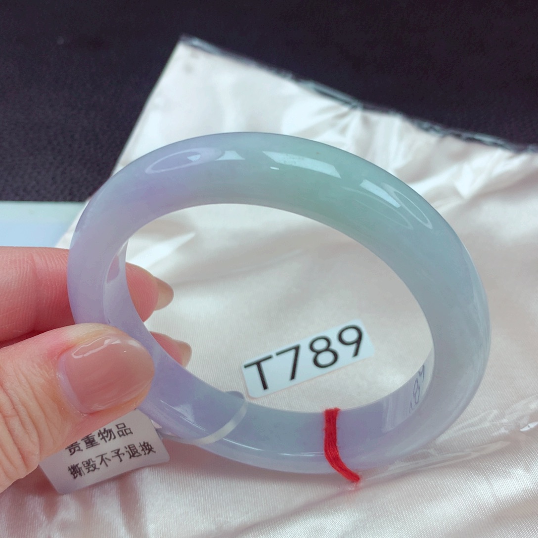 翡翠手镯未镶嵌手镯88