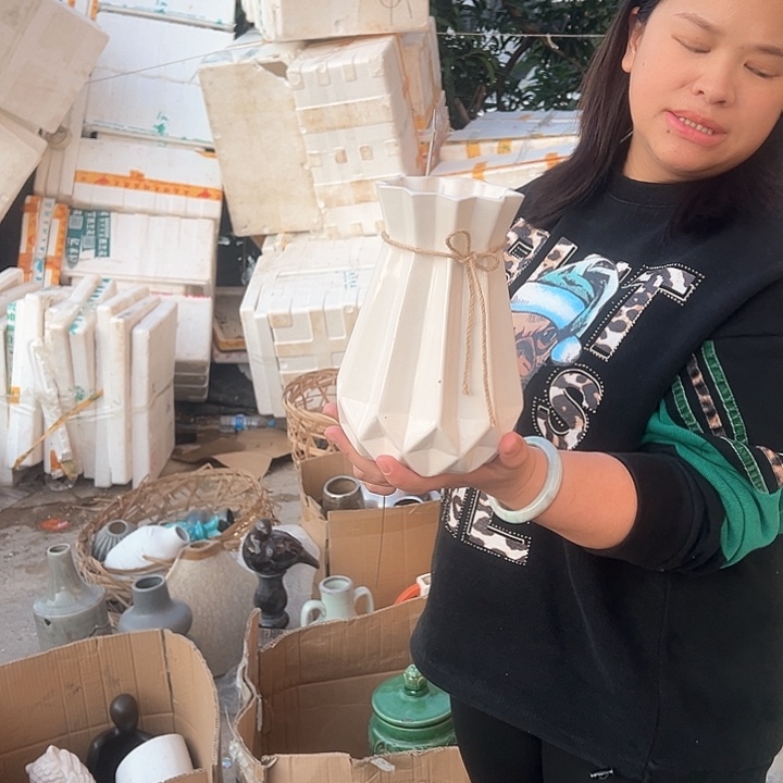 摆件高度21厘米口径8厘米微瑕捡漏