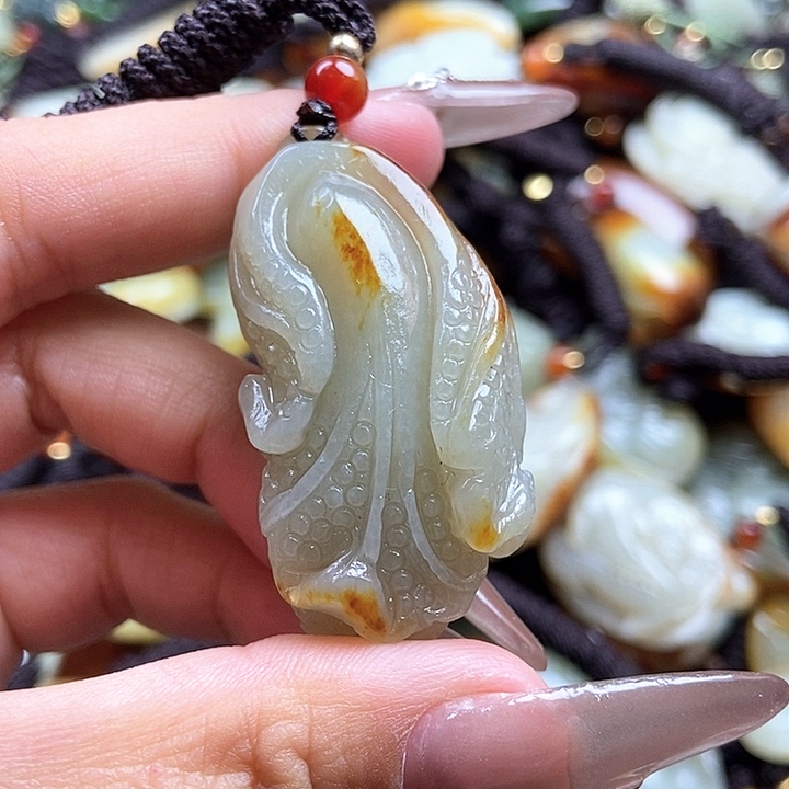 和田玉颈饰未镶嵌