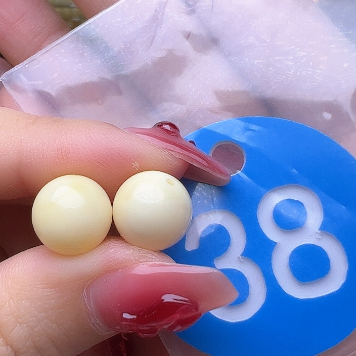 蜜蜡裸石未镶嵌10mm 白蜡 圆珠