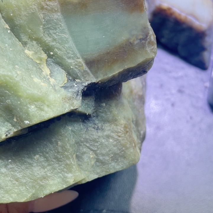 和田玉未镶嵌珠宝半成品