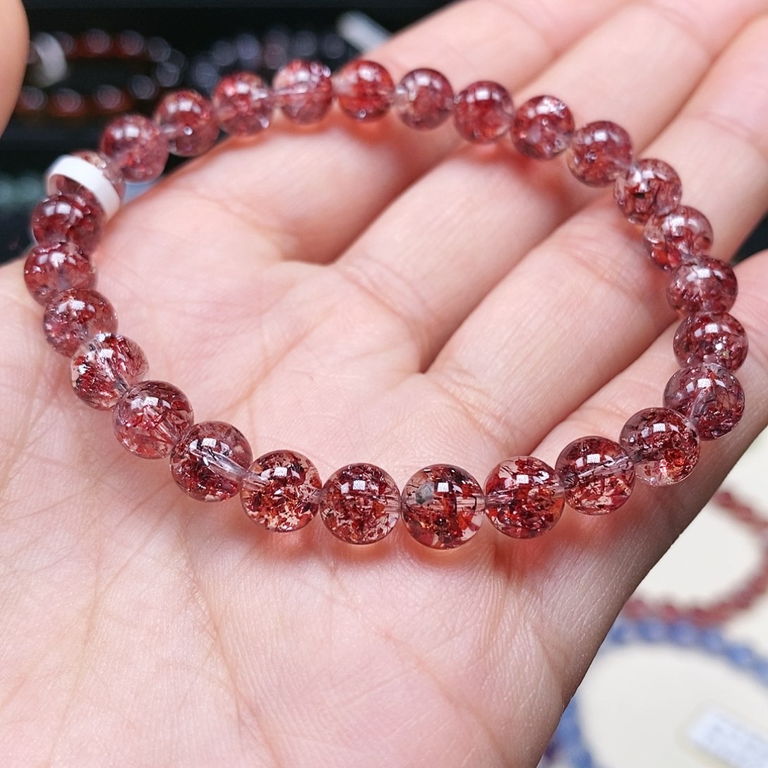 水晶手串未镶嵌金草莓