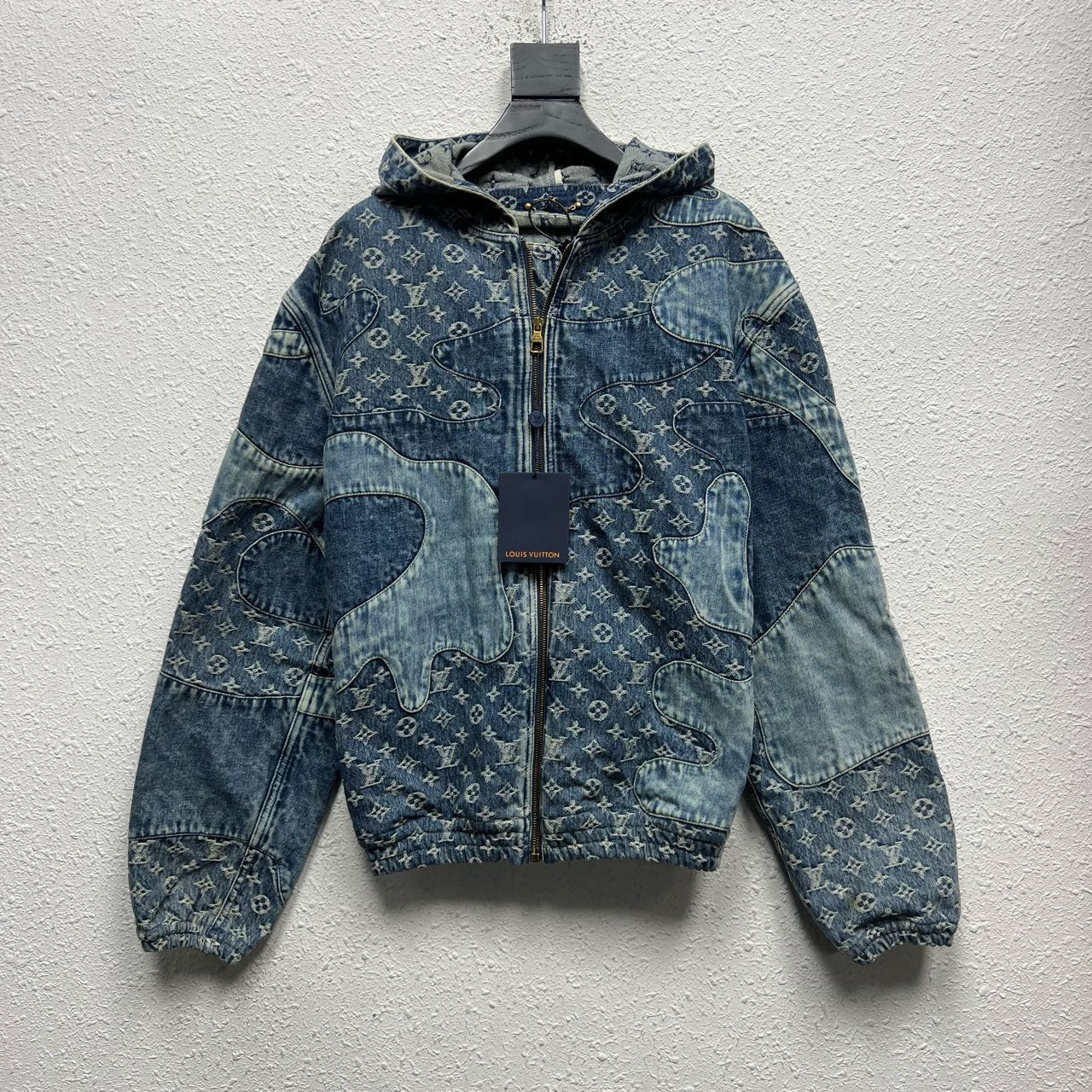 全新未使用 LouisVuitton/路易威登 nigo牛仔外套 50码 DY11799