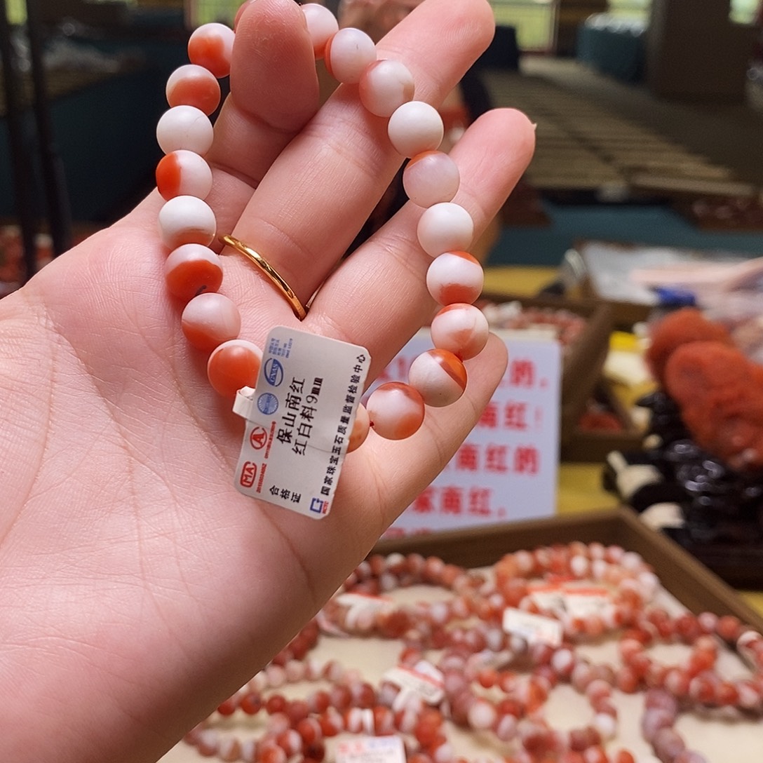 南红玛瑙未镶嵌手链
