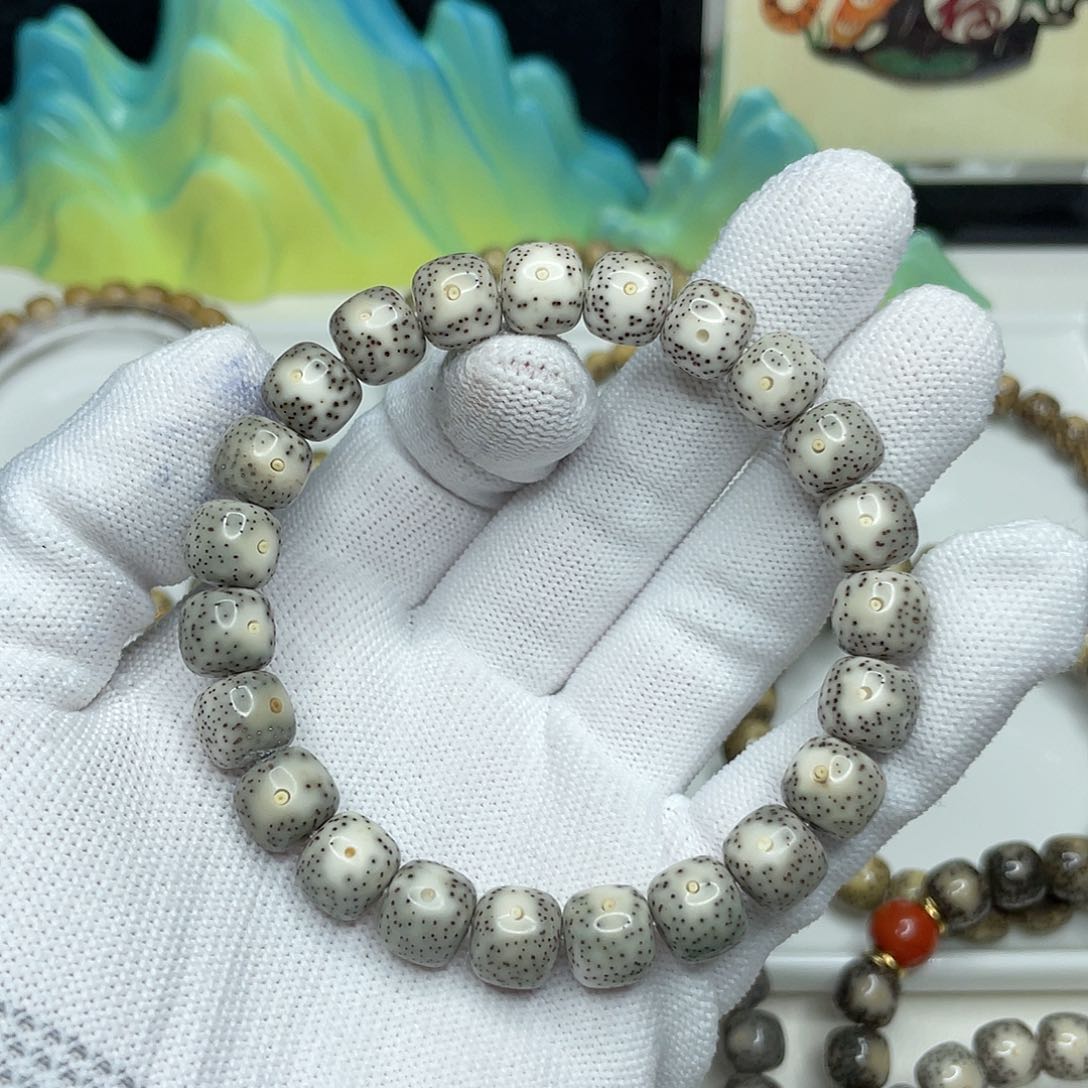 星月菩提手串23。10/9青花瓷黄金瞳