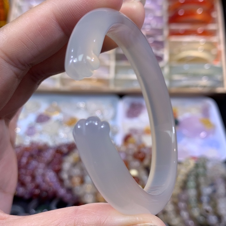 玛瑙/玉髓未镶嵌手镯