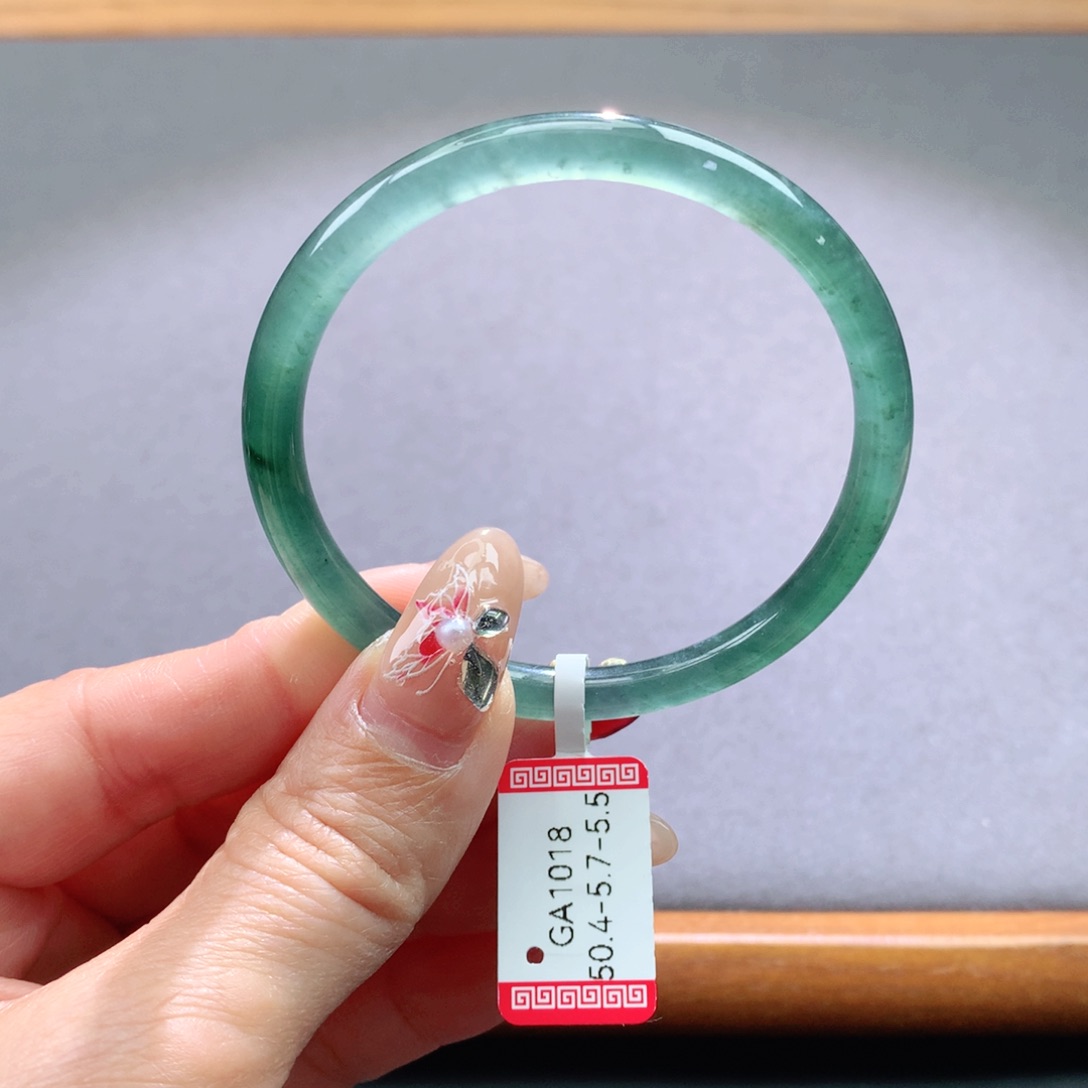 翡翠手镯未镶嵌天然翡翠手镯叮当镯