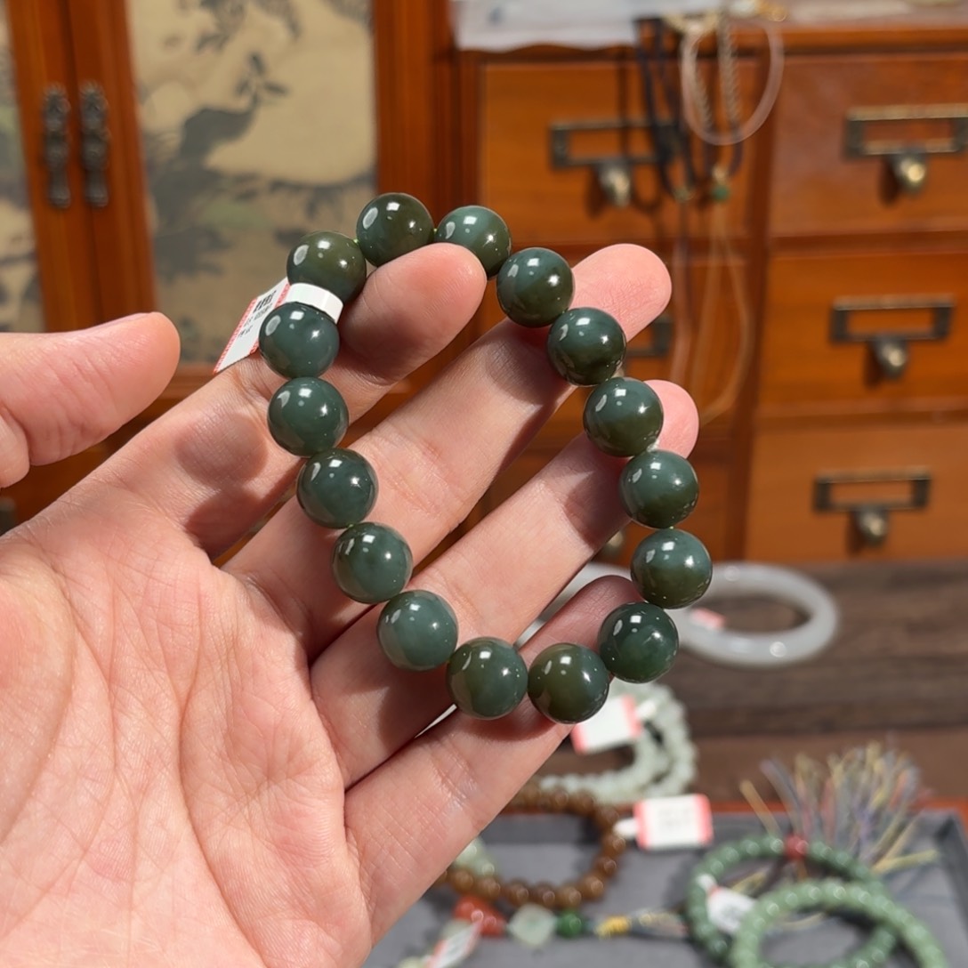 和田玉手串未镶嵌