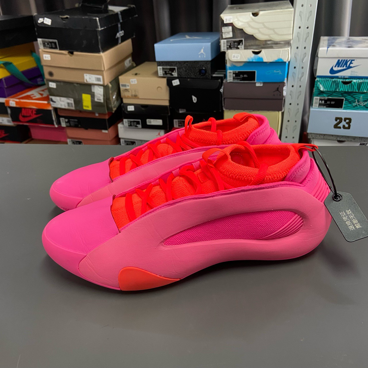 95新 adidas/阿迪达斯 44.5码 哈登8 粉色 12035054 