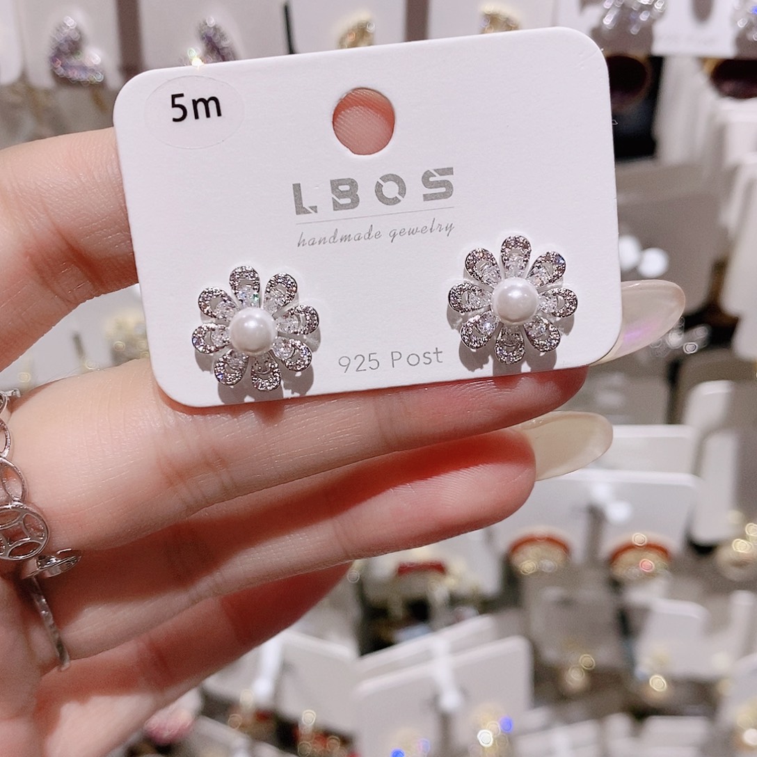 锆石铜合金合金银色