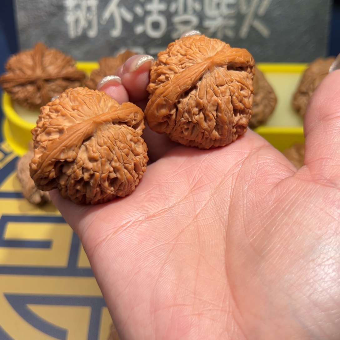 文玩核桃把件用****5水龙纹42