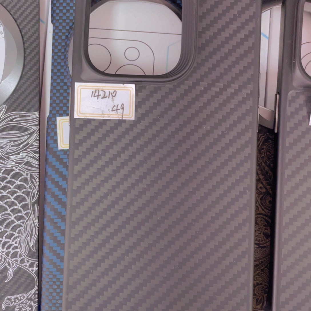 14pro 黑灰you全包无磁吸