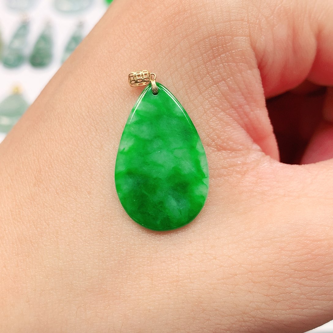 吊坠(不含链)18K金镶嵌翡翠