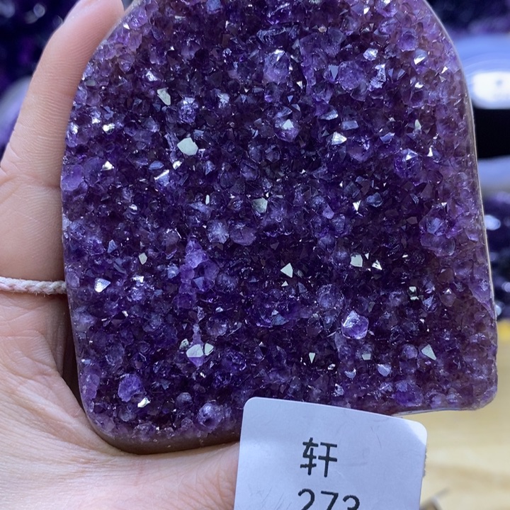 水晶大型摆件（非配饰）未镶嵌