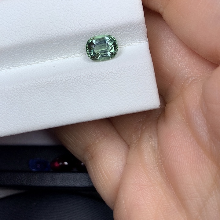 碧玺未镶嵌裸石1.33ct绿碧玺