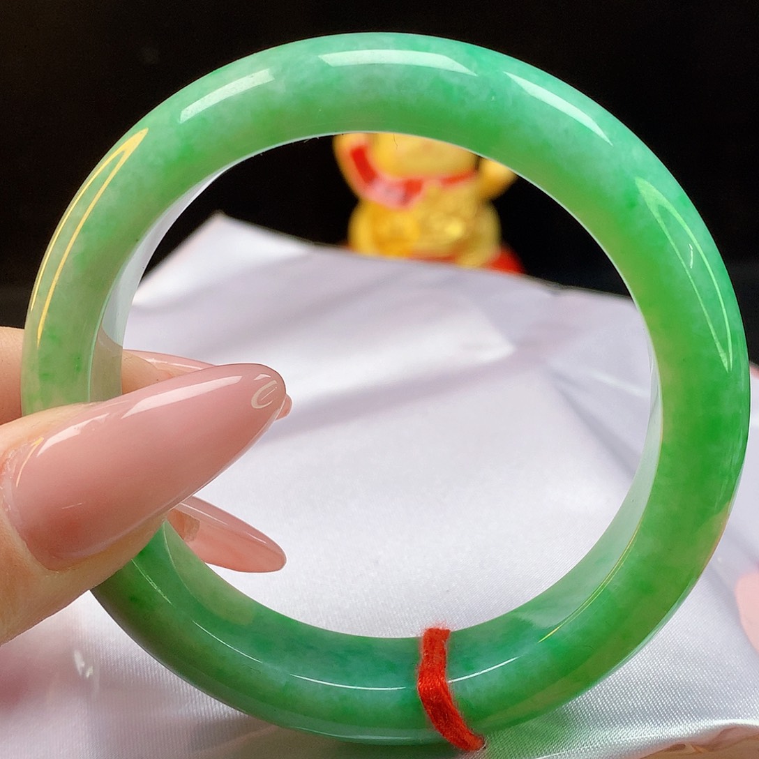 翡翠手镯未镶嵌天然翡翠2045