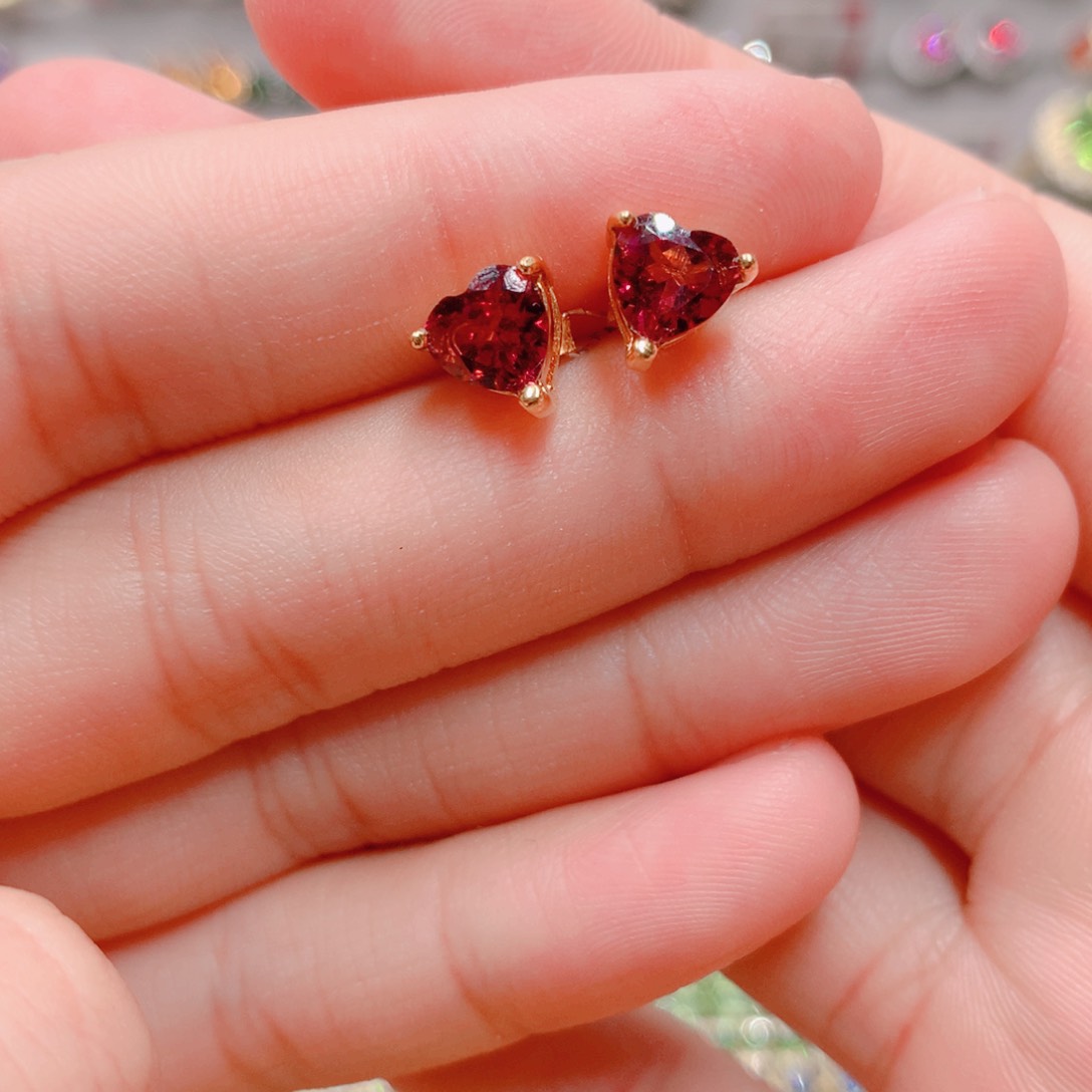 石榴石耳钉银S925镶嵌