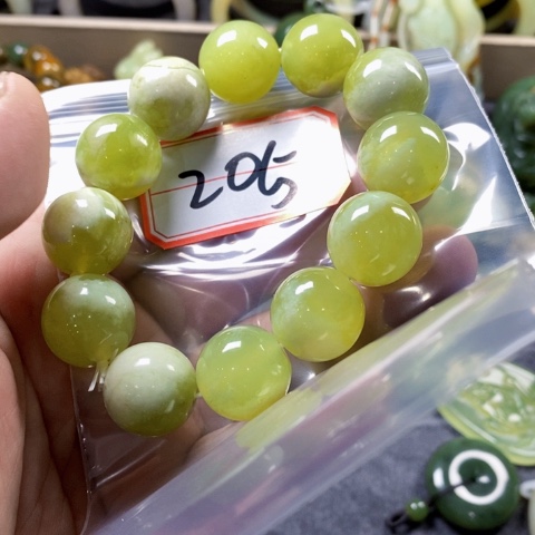 未镶嵌蛇纹石玉手链