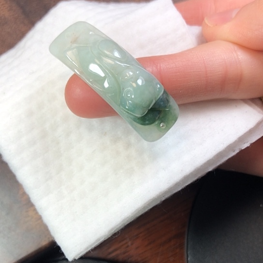 翡翠未镶嵌颈饰缅甸A货，每天下午1点半开播