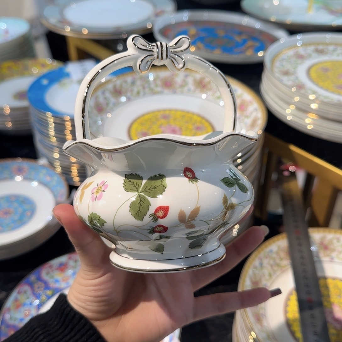骨瓷骨瓷珐琅彩工艺
