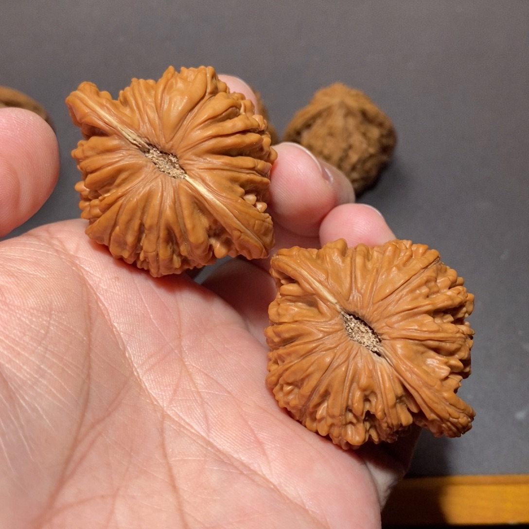 文玩核桃吊坠46汉高楼23款