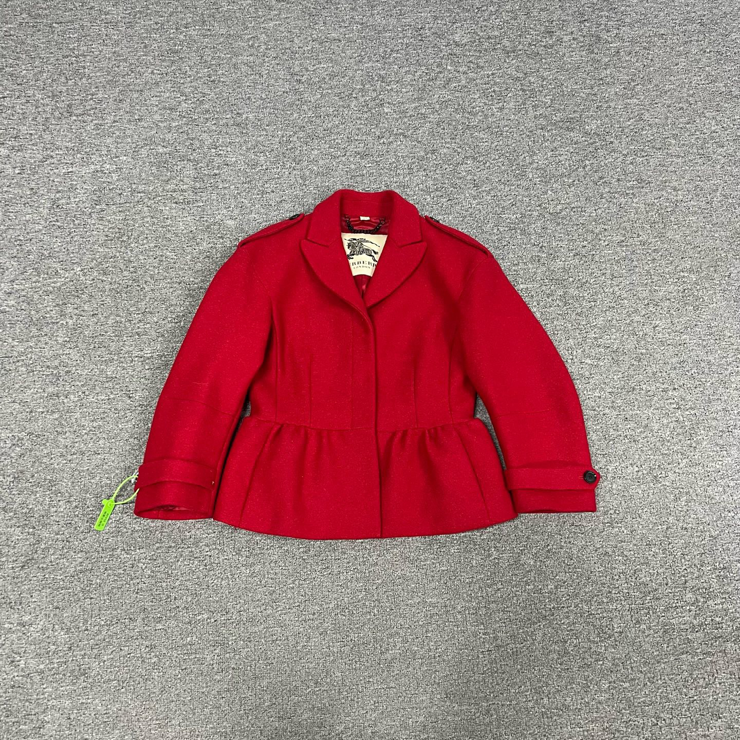 99新 AMIPARIS Burberry 红色短大衣uk6