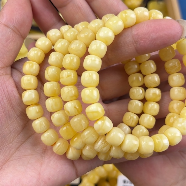 未镶嵌琥珀珠宝奇石琥珀，多样性发其一