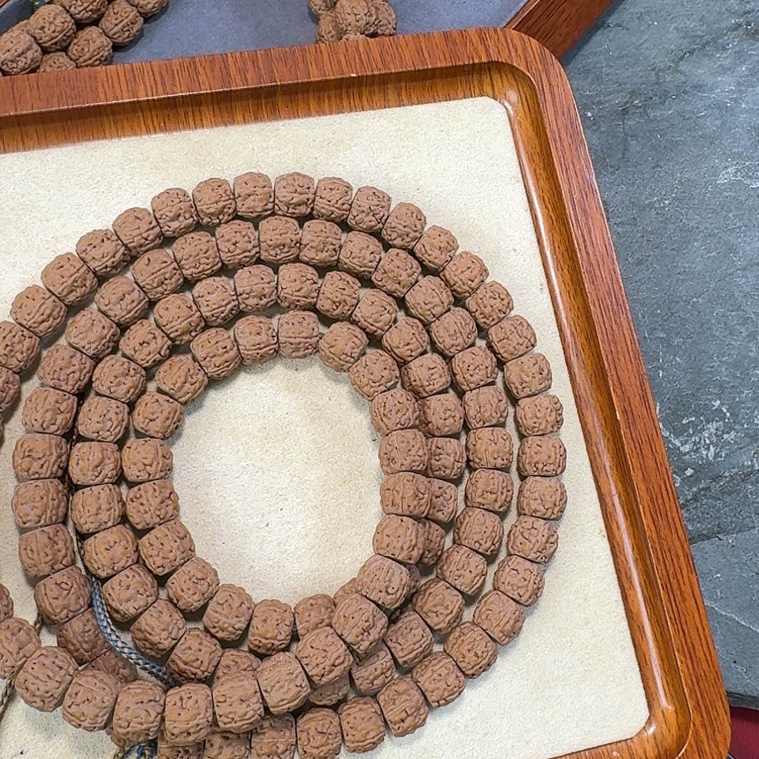 将***炯柏香籽/百香籽吊坠10.6一代龙藏式108