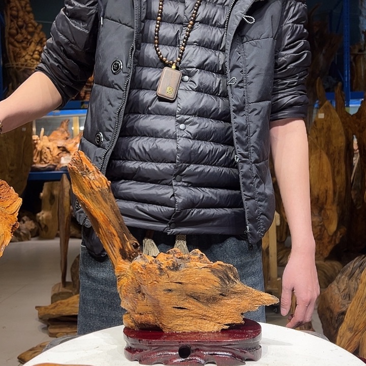 松木（琥珀木）赊****影