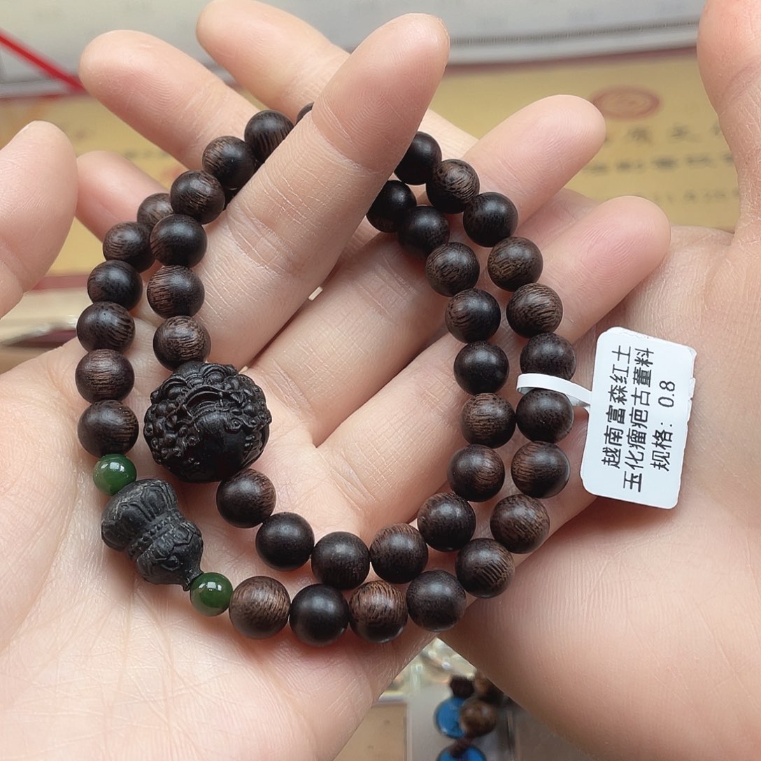 沉香手串越南富森红土玉化瘤疤古董料