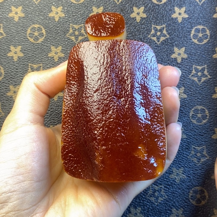 未镶嵌定制琥珀阿*琥珀蜜蜡吊坠