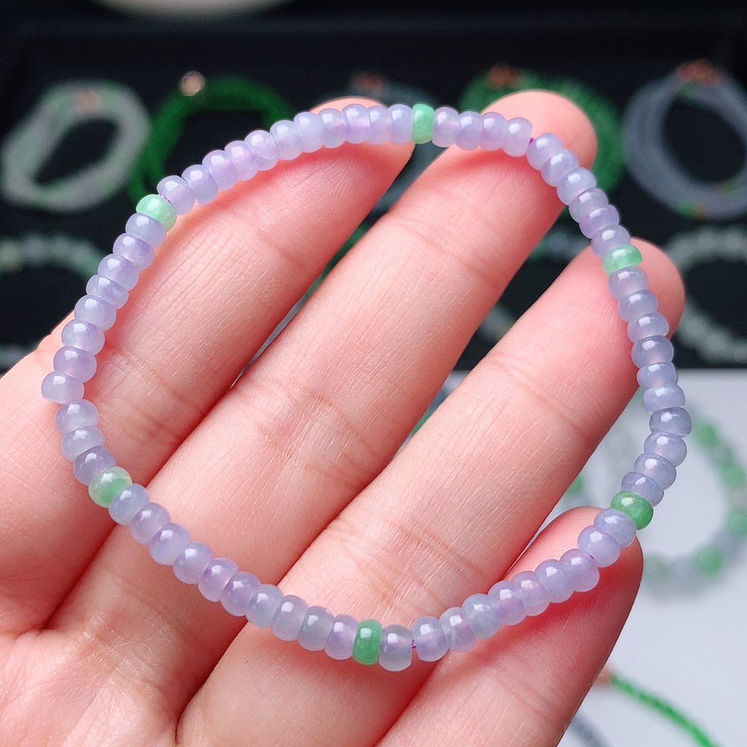 翡翠手链未镶嵌翡翠