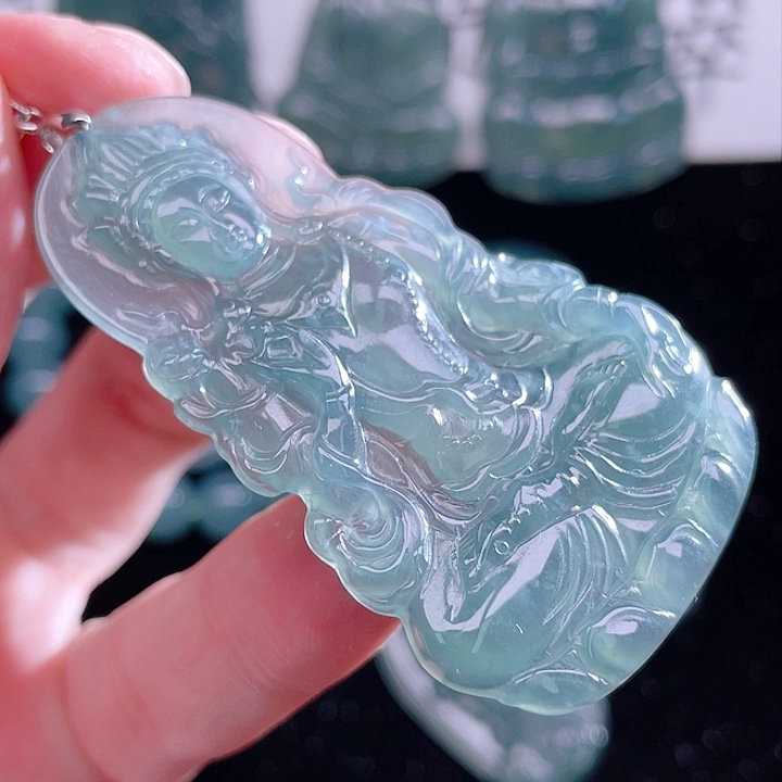 翡翠未镶嵌颈饰9999999999