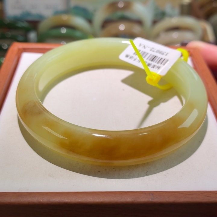 和田玉未镶嵌手镯 58 59