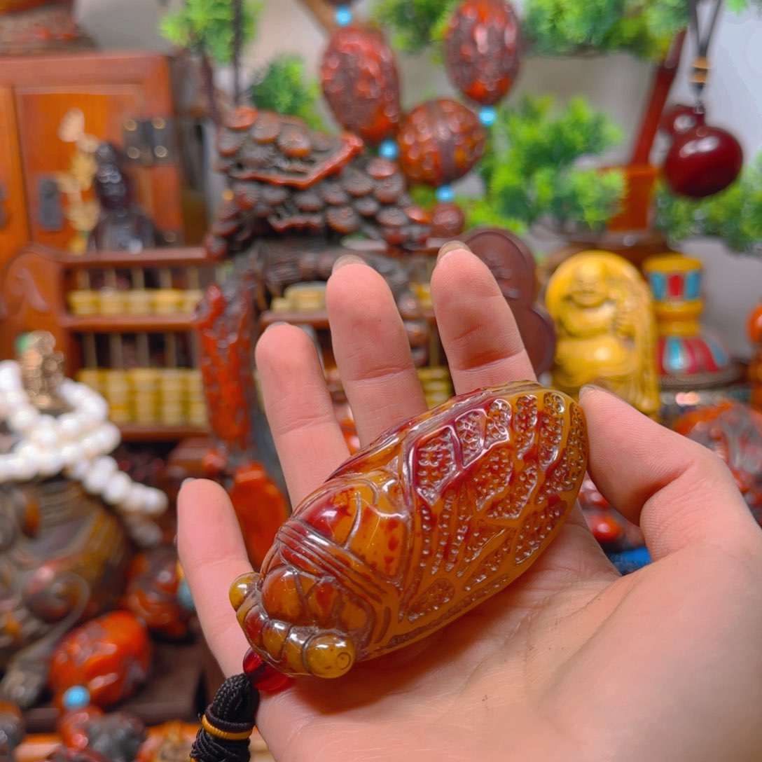 琥珀裸石未镶嵌王*