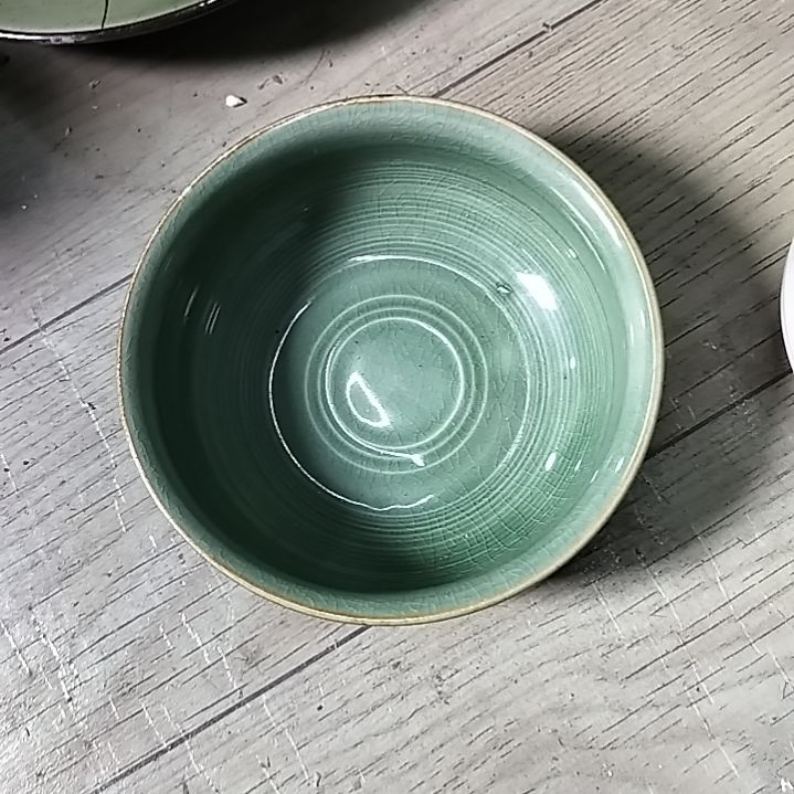 盘瓷片陶瓷杯盘壶碗都有