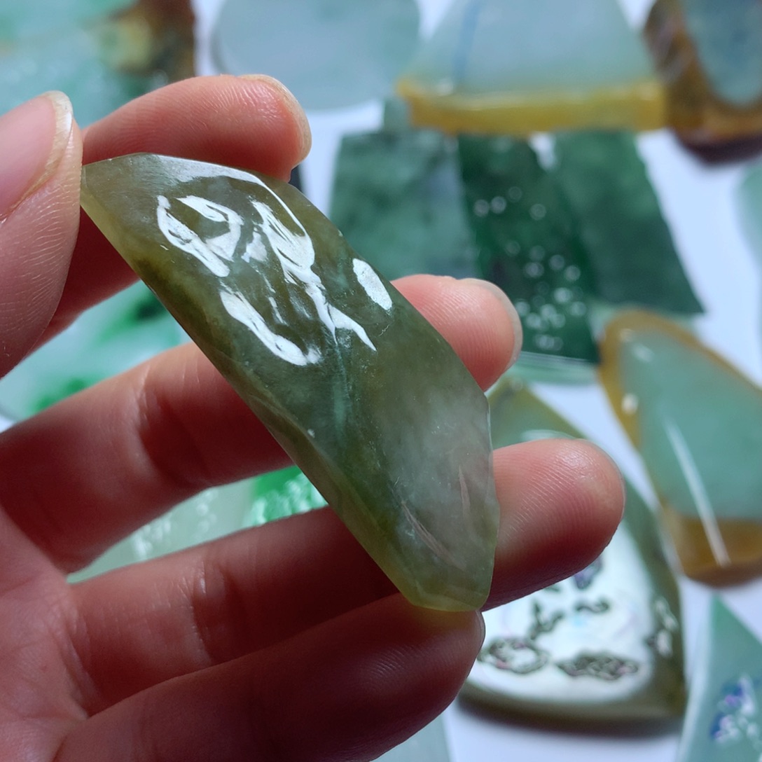 定制翡翠未镶嵌福利