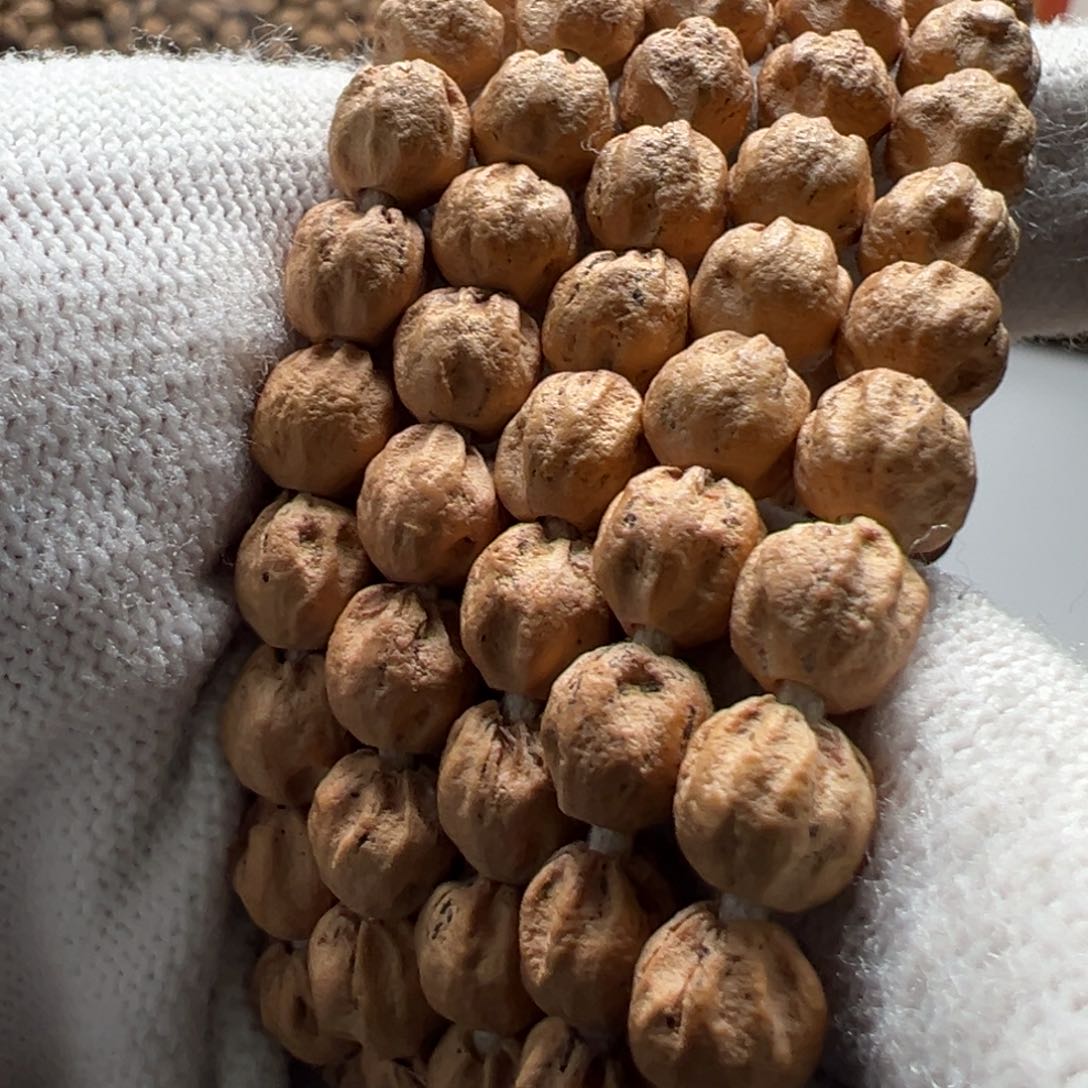 柏香籽/百香籽吊坠靓*