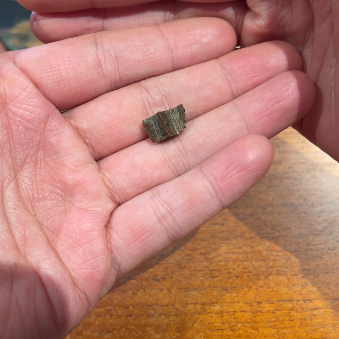 沉香吊坠海南糖结沉水绿棋楠0.32g