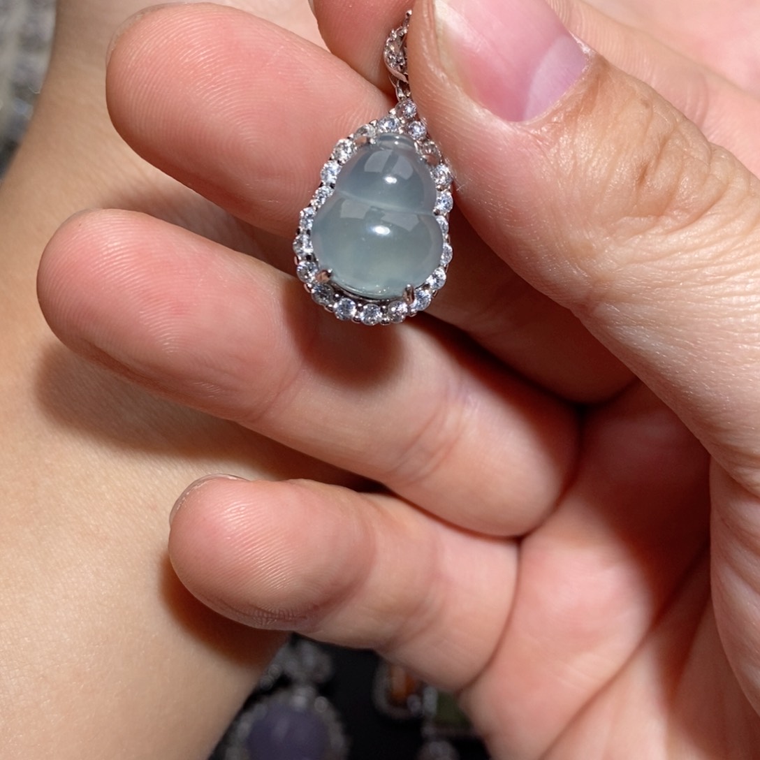 翡翠颈饰银S925镶嵌m k k k