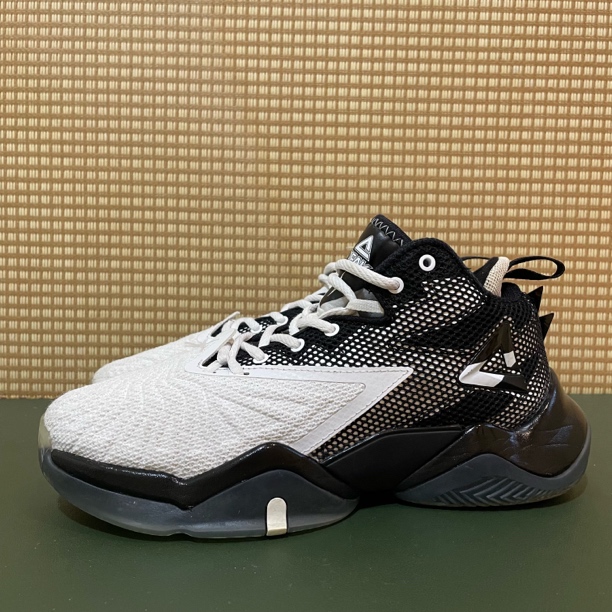 39码 匹克态极闪电 准新