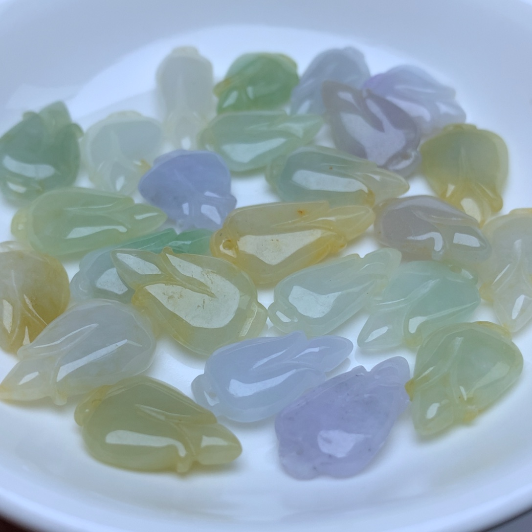 【闪购商品】翡翠手链未镶嵌冰多宝玉兰花吊坠5个